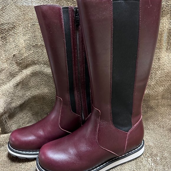 ROYAL CANADIAN ST. CATHERINE TALL LEATHER WATERPROOF BOOTS NEW - Picture 2 of 10